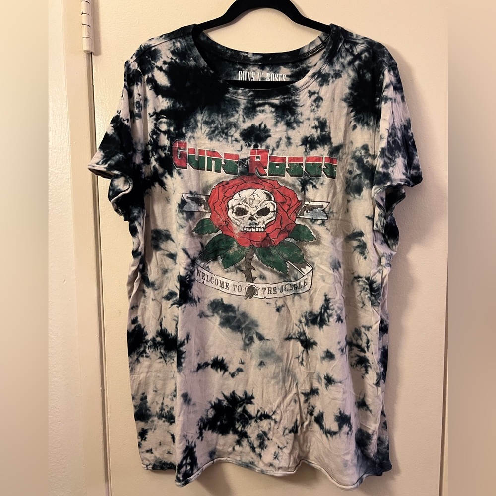 Guns N’ Roses T-shirt Size 2